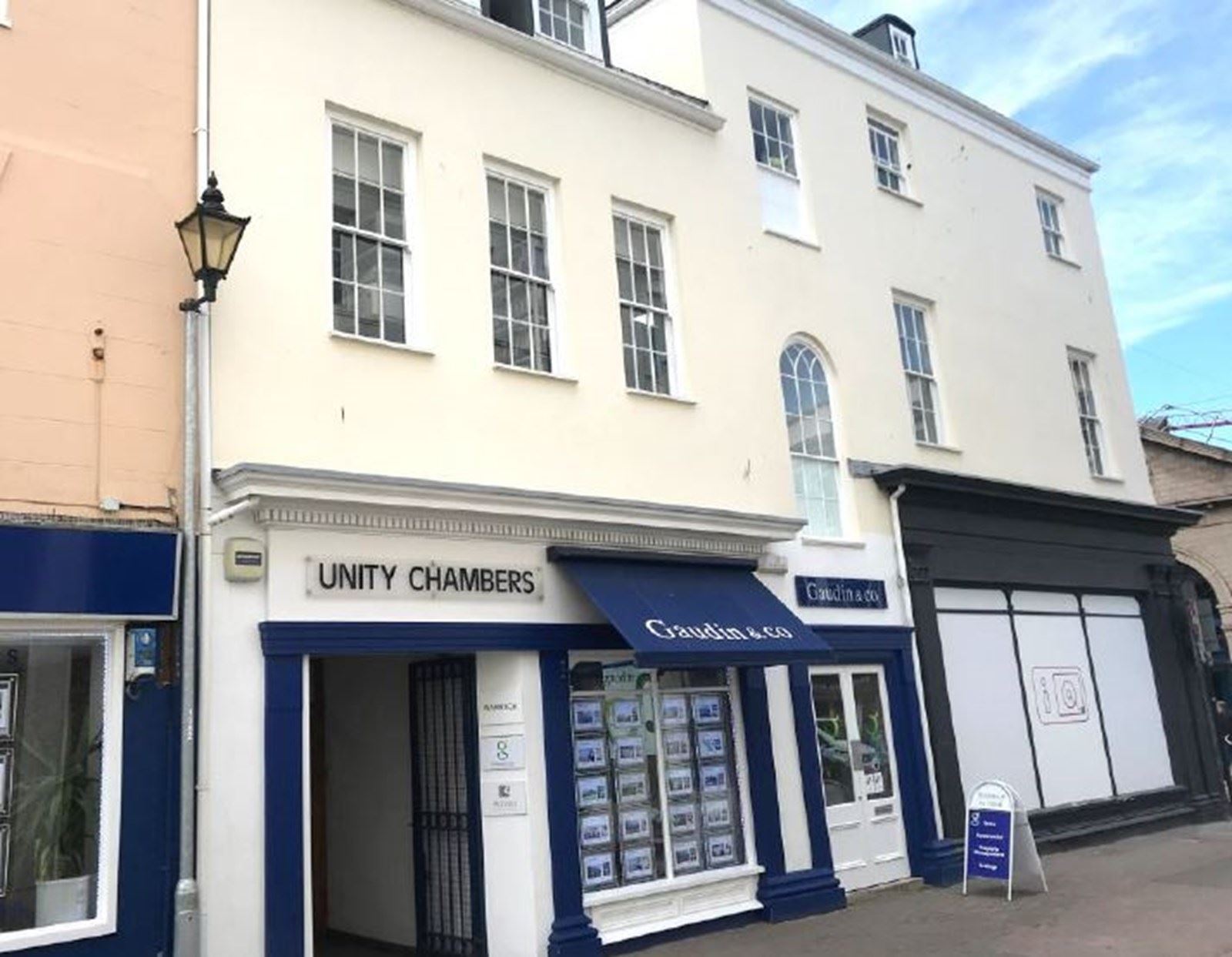 28 Halkett St, Jersey for sale Primary Photo- Image 1 of 1