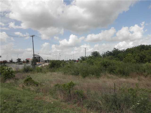 7855 IH-35, Round Rock, TX for sale - Primary Photo - Image 1 of 1