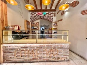 Retail in Reus, Tarragona to rent Interior Photo- Image 1 of 20
