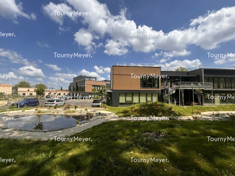 Office in Ramonville-Saint-Agne for sale - Building Photo - Image 2 of 7