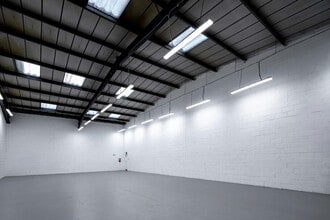 Culvert Pl, London to rent Interior Photo- Image 2 of 3