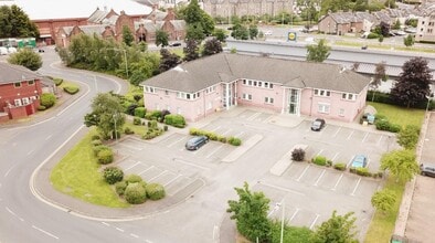 1 Whitefriars Cres, Perth to rent Building Photo- Image 1 of 5