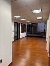 1000-1010 Wisconsin Ave NW, Washington, DC for rent Interior Photo- Image 2 of 9