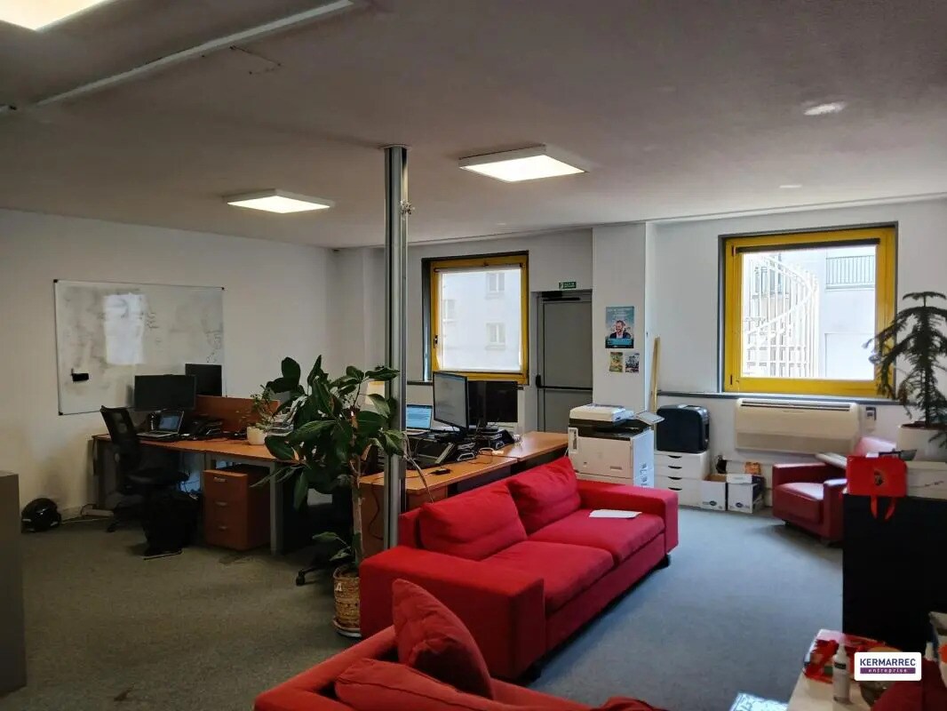 Office in Nantes to rent Building Photo- Image 1 of 6