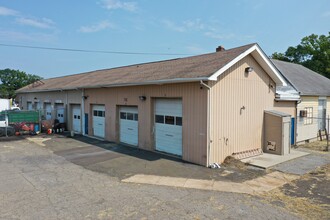 1404 Randall Ave, Levittown, PA for rent Building Photo- Image 2 of 3