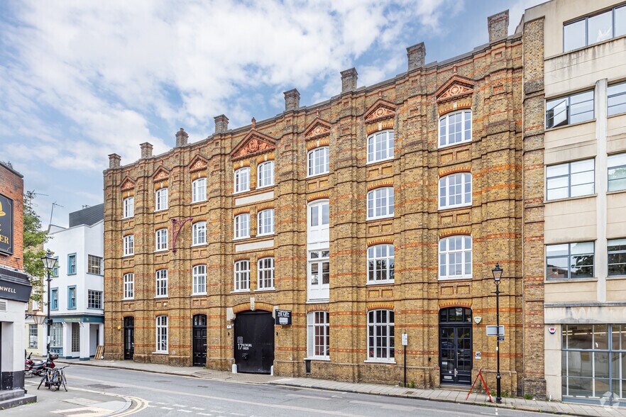 16-17 Bowling Green Ln, London for sale - Primary Photo - Image 1 of 1