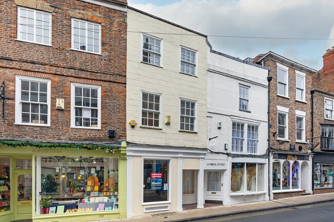 More details for 12 Colliergate, York - Retail to Rent
