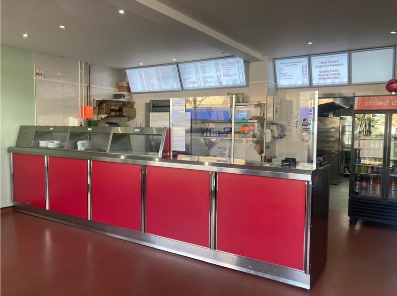 27 West Main St, Armadale for sale - Interior Photo - Image 2 of 6