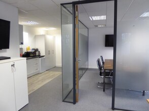 Tollgate, Eastleigh to rent Interior Photo- Image 1 of 4