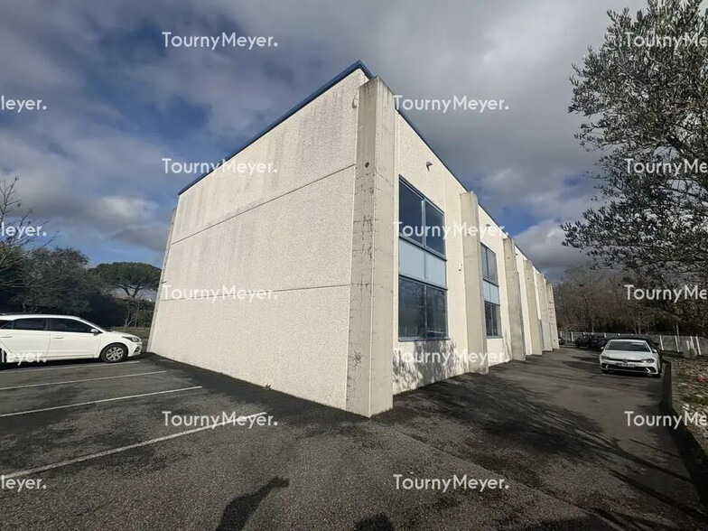 Office in Toulouse to rent - Building Photo - Image 2 of 12