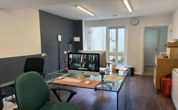 53-55 Lambeth Walk, London to rent Interior Photo- Image 1 of 4