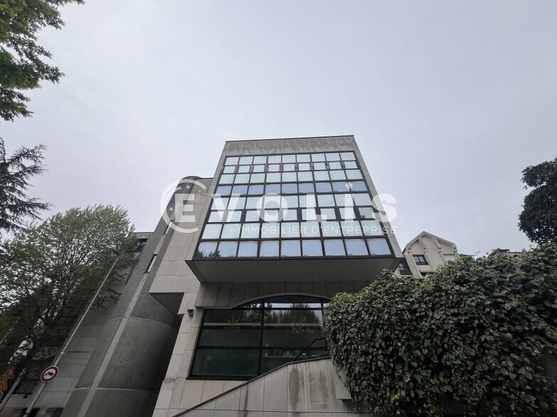 Office in Nogent Sur Marne to rent - Building Photo - Image 2 of 18