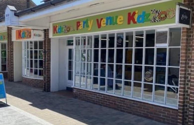 Crown Walk, Bicester to rent Building Photo- Image 1 of 1