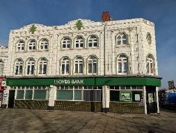 3 Teignmouth Parade, Greenford for sale Primary Photo- Image 1 of 1