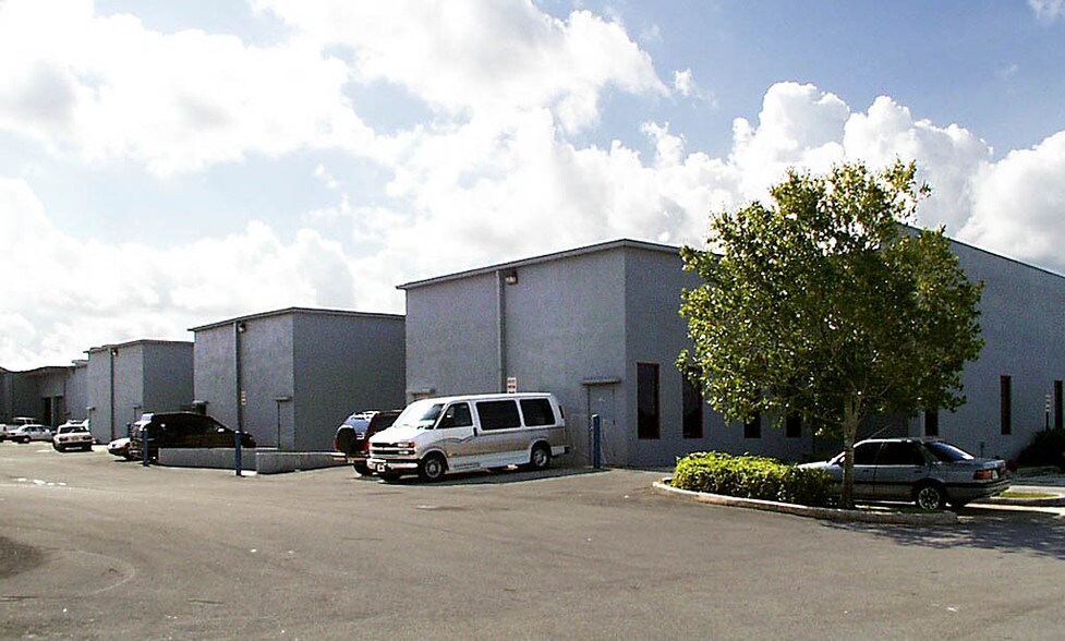 1101-1197 Sawgrass Corporate Pky, Sunrise, FL to rent - Other - Image 2 of 19