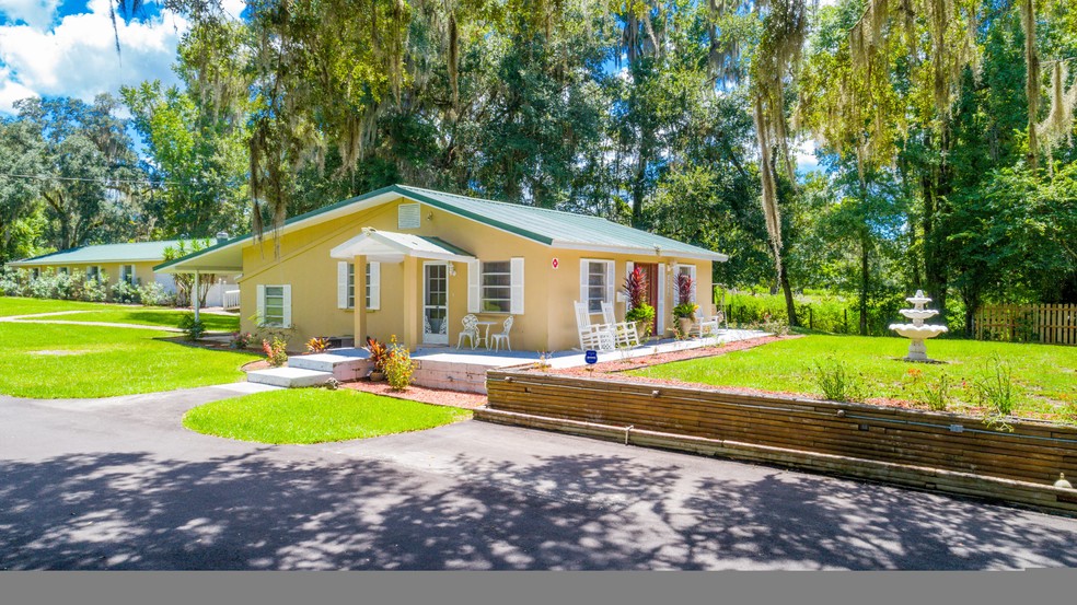 15458 Snow Memorial Hwy, Brooksville, FL for sale - Building Photo - Image 1 of 1