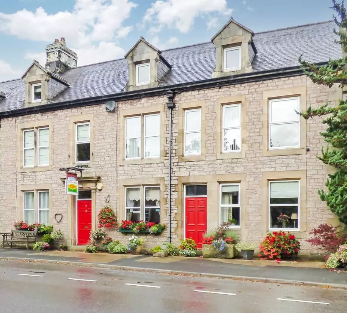 63 High St, Kirkby Stephen for sale Primary Photo- Image 1 of 15