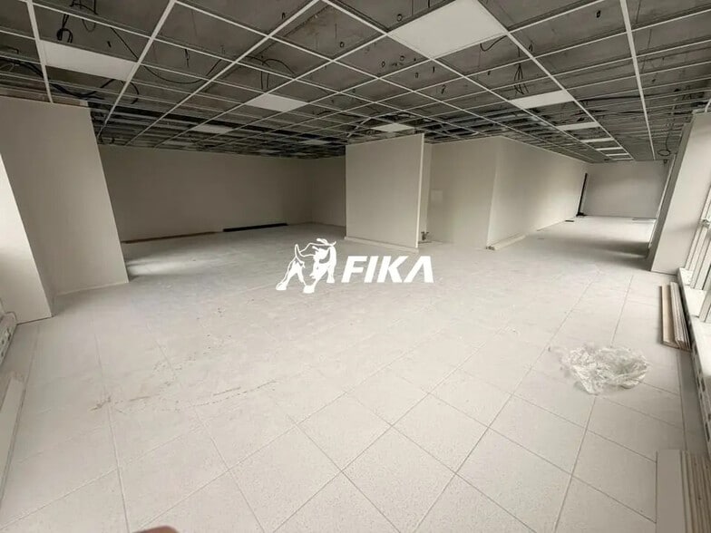 Office in Toulouse to rent - Interior Photo - Image 2 of 5