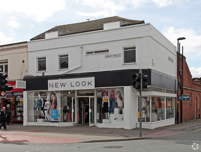 82-84 Shirley High St, Southampton for rent - Primary Photo - Image 1 of 2