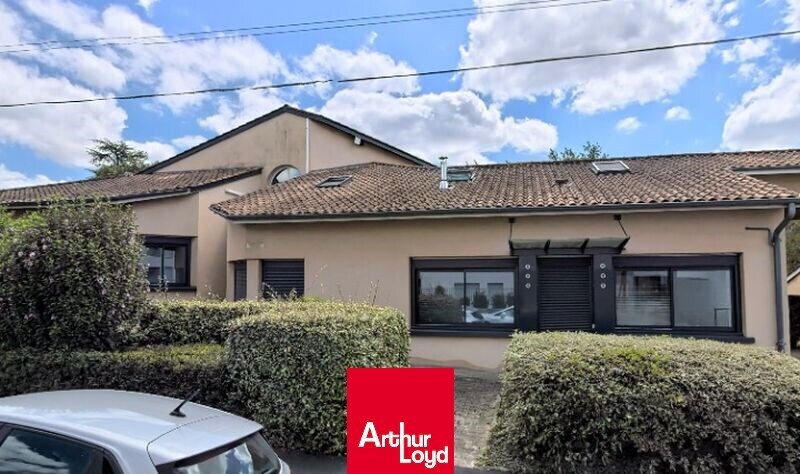 Office in Neuville-sur-Saône to rent - Building Photo - Image 2 of 2