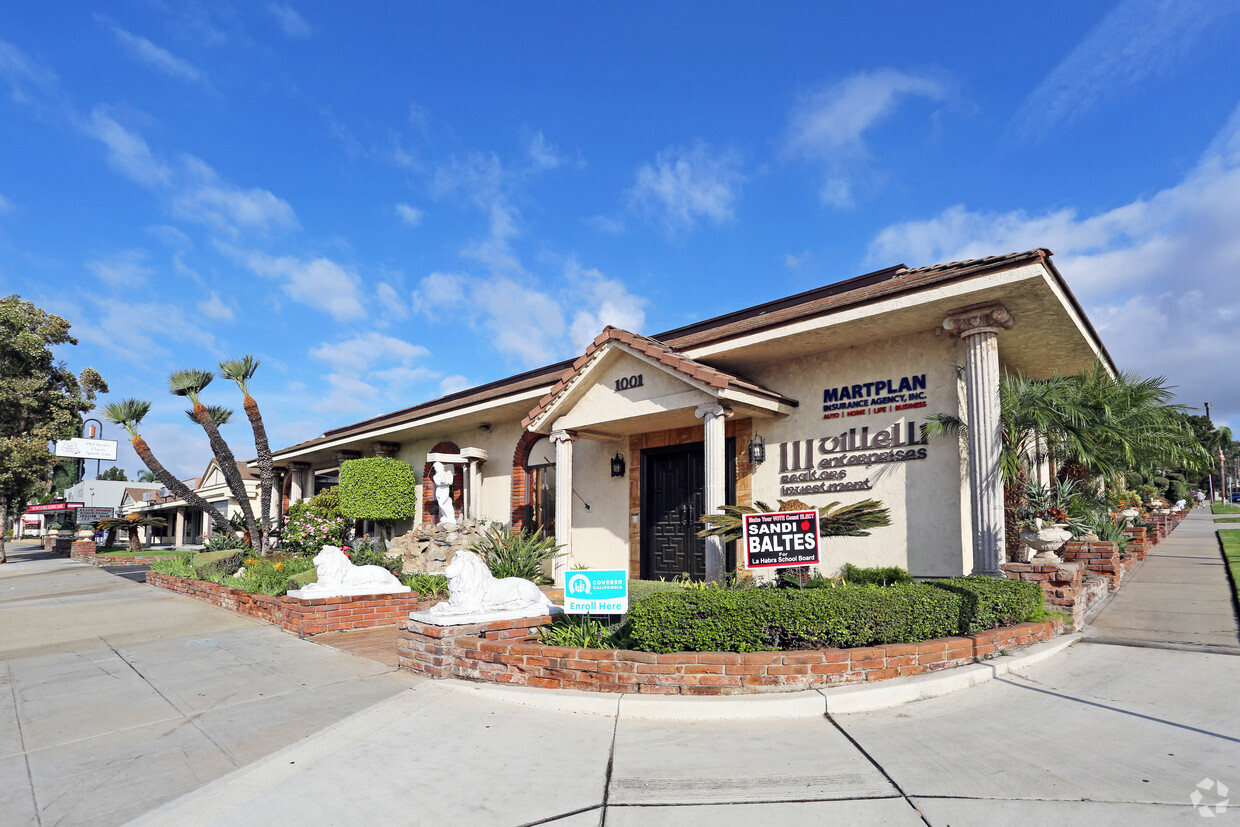 1001-1039 W Whittier Blvd, La Habra, CA for rent Building Photo- Image 1 of 14