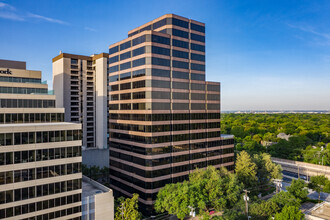 5950 Berkshire Ln, Dallas, TX for rent Building Photo- Image 1 of 9