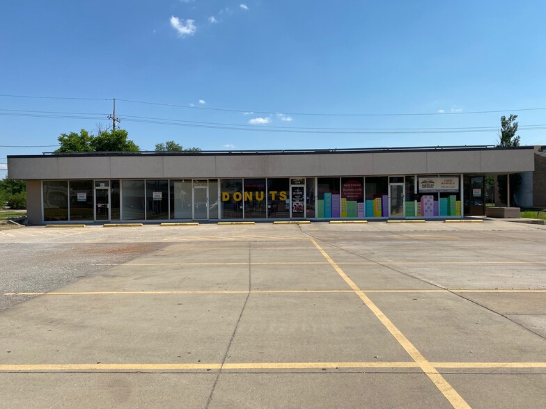 1314 W Gore Blvd, Lawton, OK for sale - Building Photo - Image 1 of 1