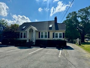 8365 Richmond Hwy, Alexandria, VA for rent Building Photo- Image 2 of 11