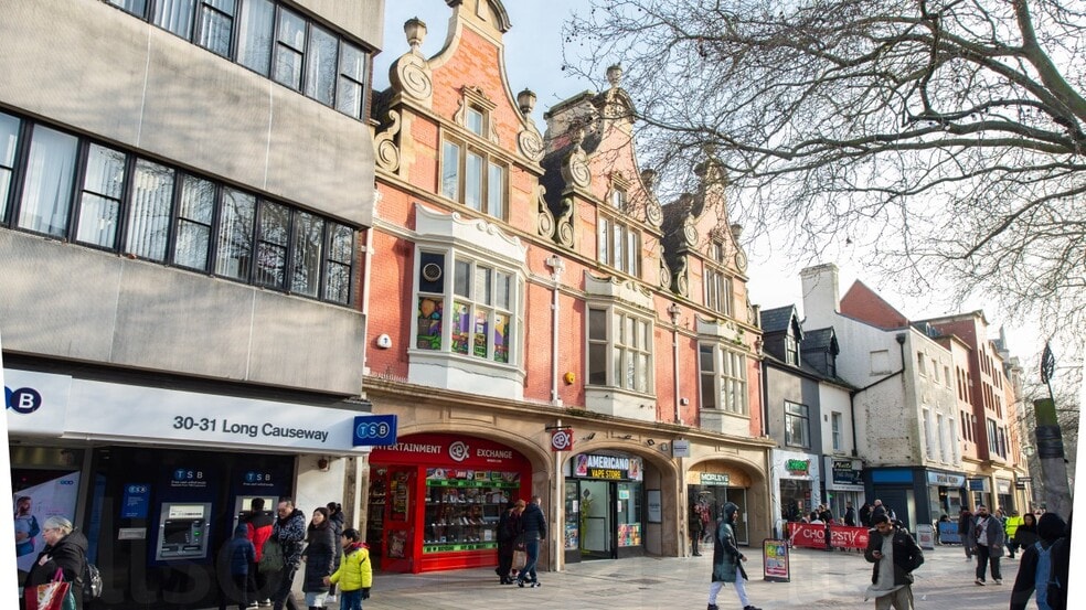 32-33 Long Causeway, Peterborough to rent - Building Photo - Image 2 of 4