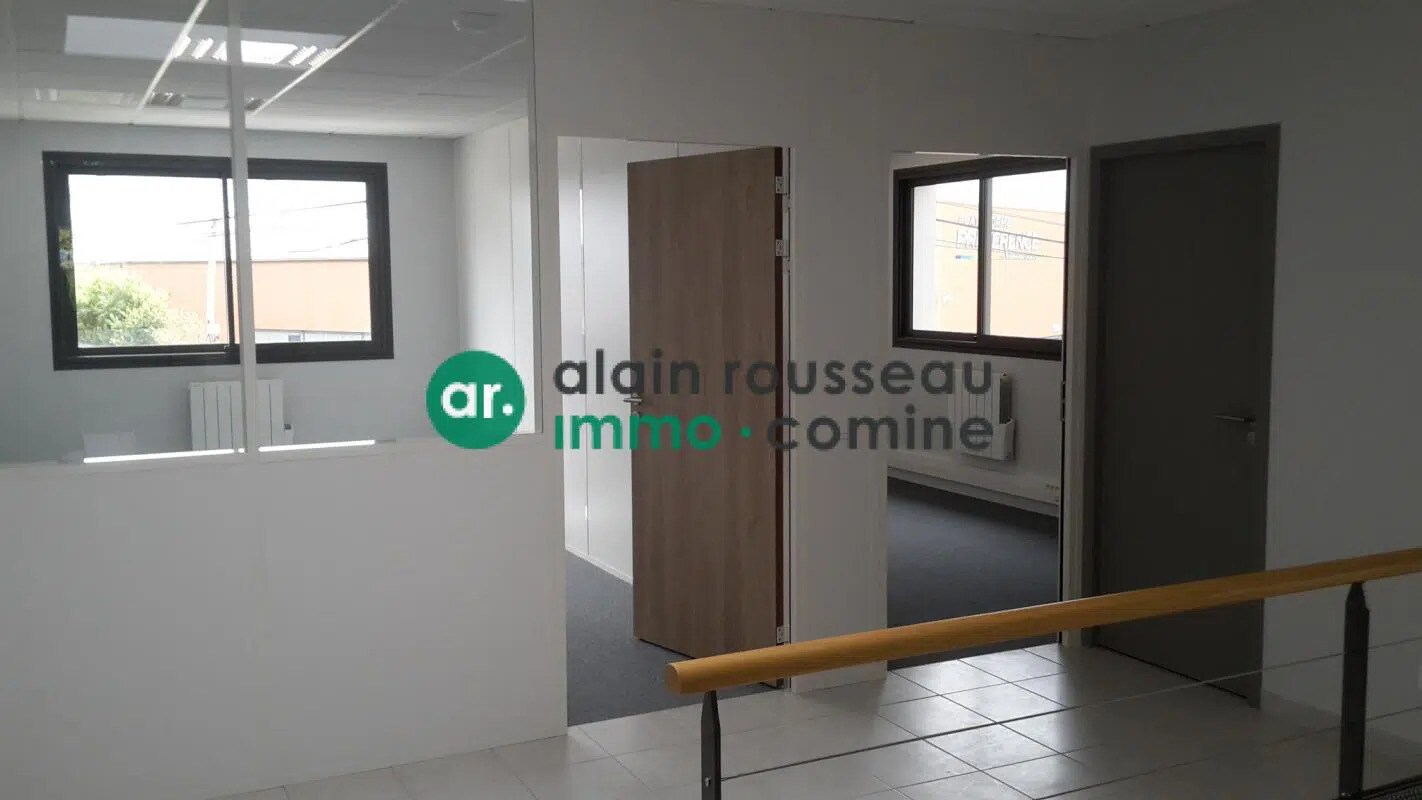 Office in Saint-Herblain to rent Interior Photo- Image 1 of 8