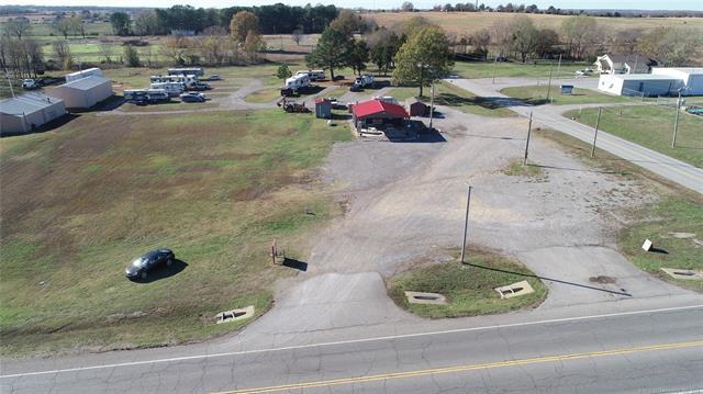 18457 W Jones Rd, Tahlequah, OK for sale - Building Photo - Image 2 of 25