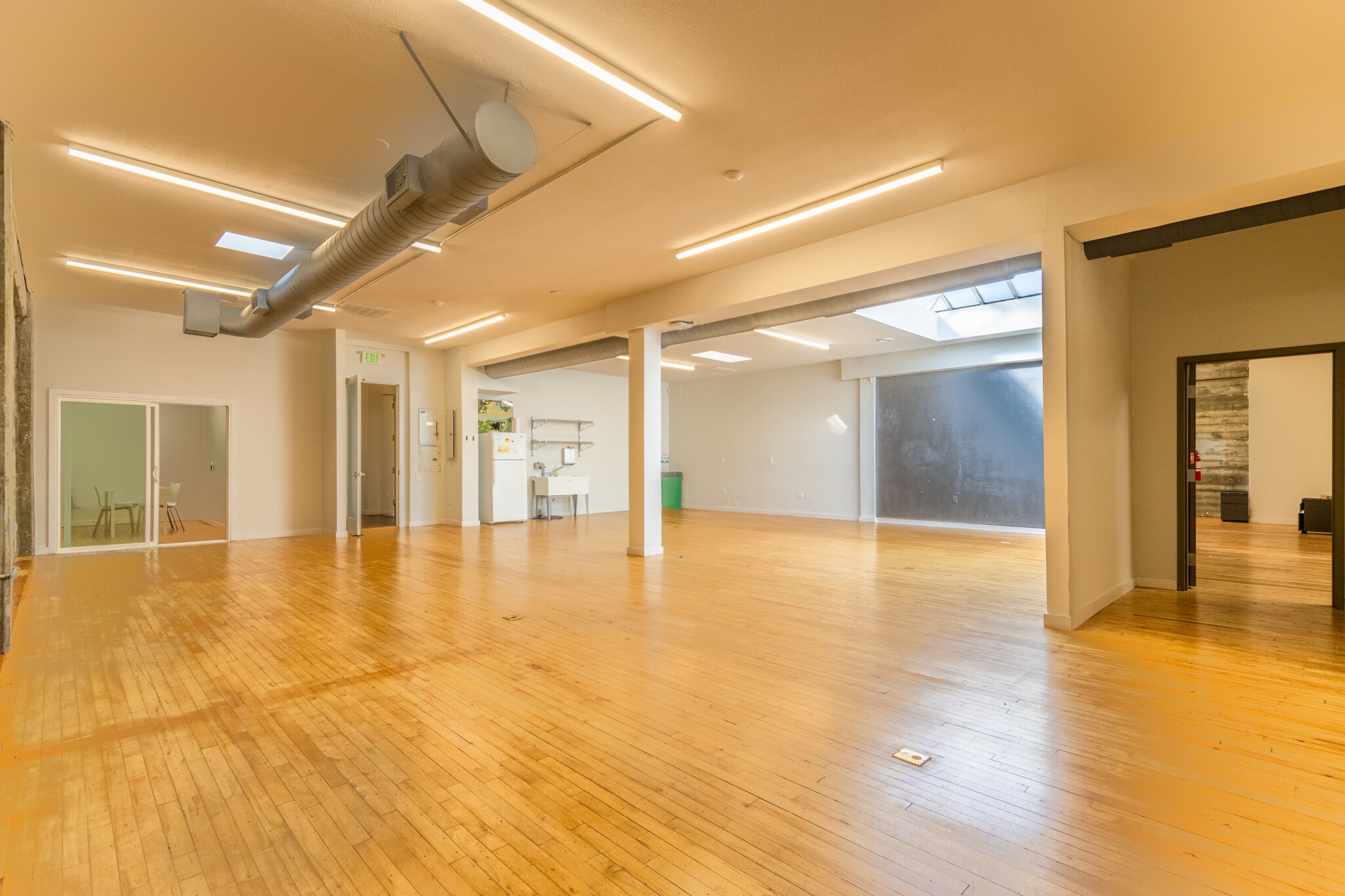 121 Capp St, San Francisco, CA to rent Interior Photo- Image 1 of 8