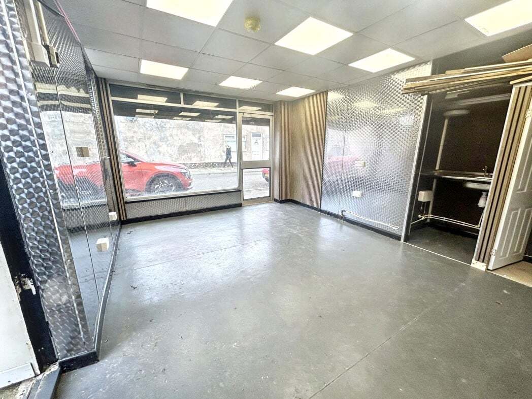 60-62A Myrtle St, Ashington, NBL NE63 0AU - Unit 62 -  - Interior Photo - Image 1 of 5