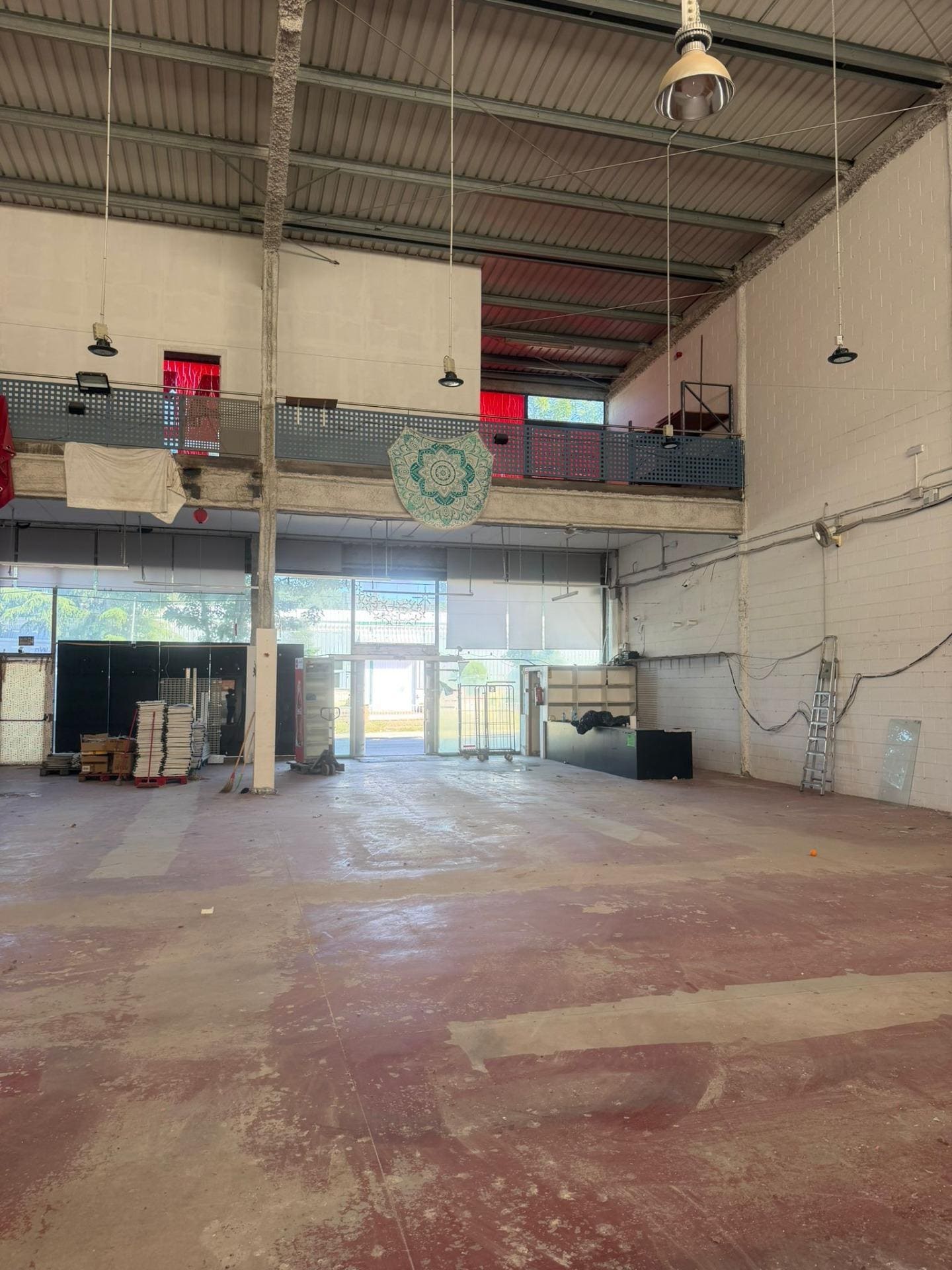 Retail in Sant Pere de Vilamajor, Barcelona to rent Interior Photo- Image 1 of 5