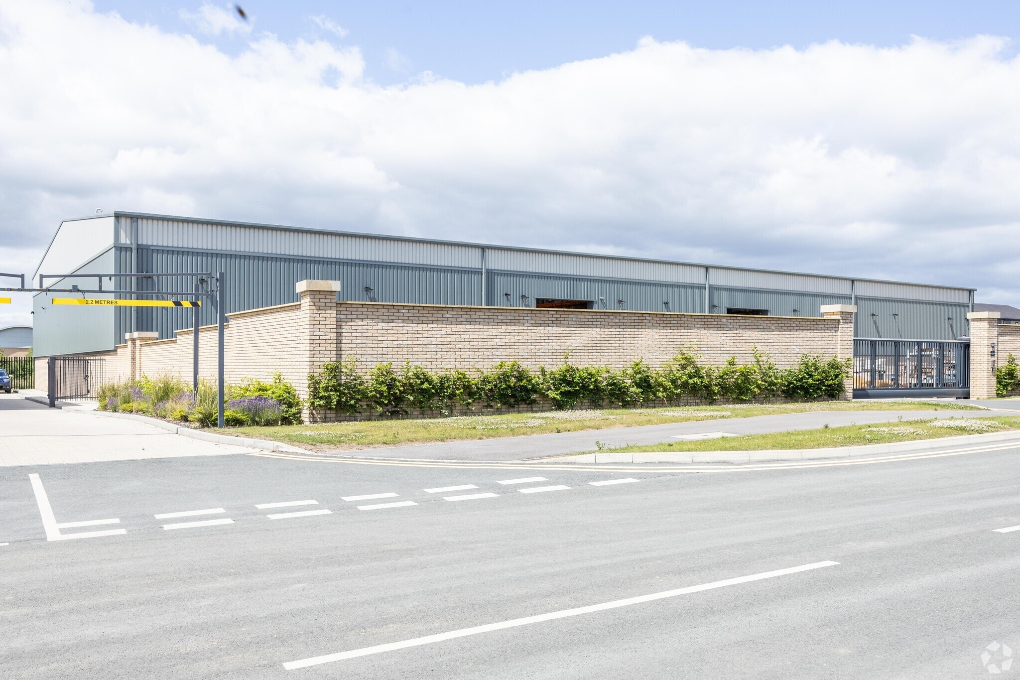 Urlay Nook Rd, Stockton On Tees to rent Primary Photo- Image 1 of 3