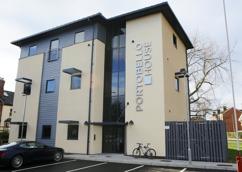 Portobello Way, Warwick to rent - Building Photo - Image 1 of 12