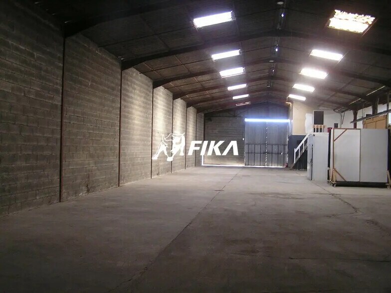 Light Industrial in Saint-Alban to rent - Building Photo - Image 1 of 6