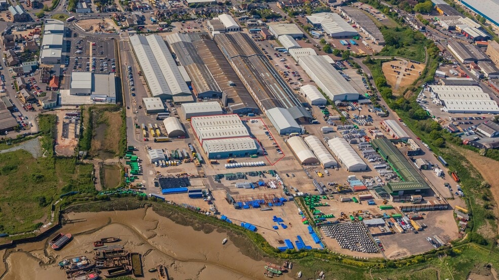 Blackwater Trading Estate, Maldon to rent - Building Photo - Image 1 of 4