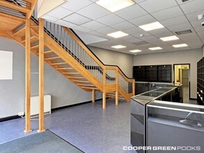 42 New St, Wellington to rent Interior Photo- Image 2 of 7