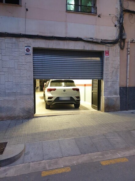 Build-to-Rent in Esplugues de Llobregat, Barcelona for sale - Building Photo - Image 2 of 3