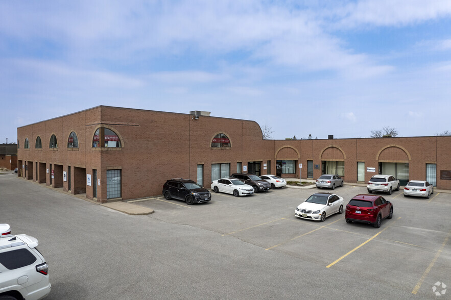 20 Amber St, Markham, ON for rent - Building Photo - Image 3 of 5