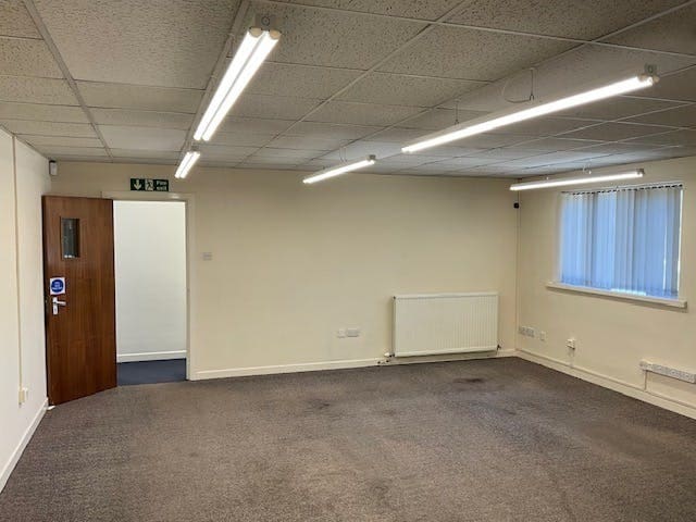 Buxton Rd, High Peak to rent - Building Photo - Image 3 of 35