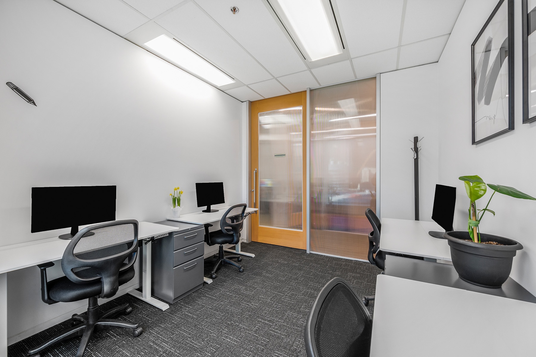 20 Bay St, Toronto, ON to rent Interior Photo- Image 1 of 2