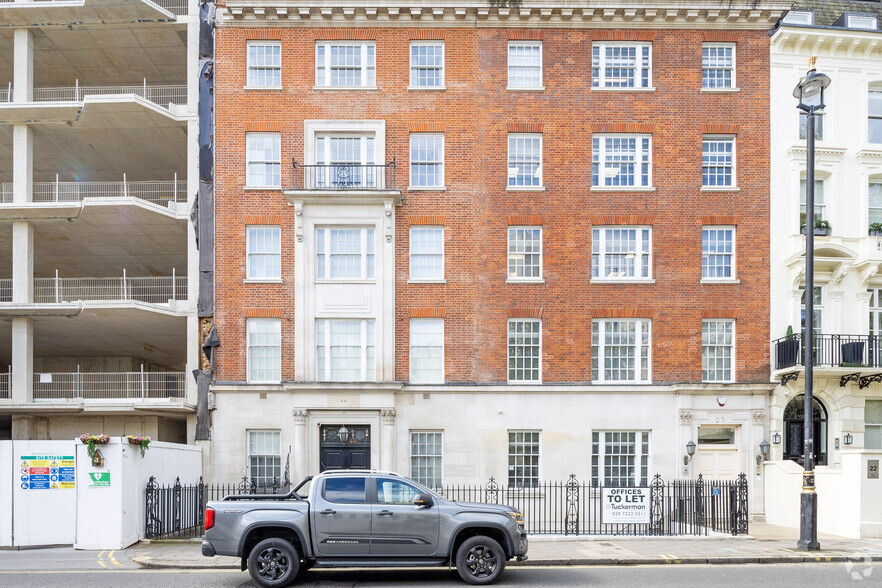 23 Buckingham Gate, London for rent - Building Photo - Image 2 of 3