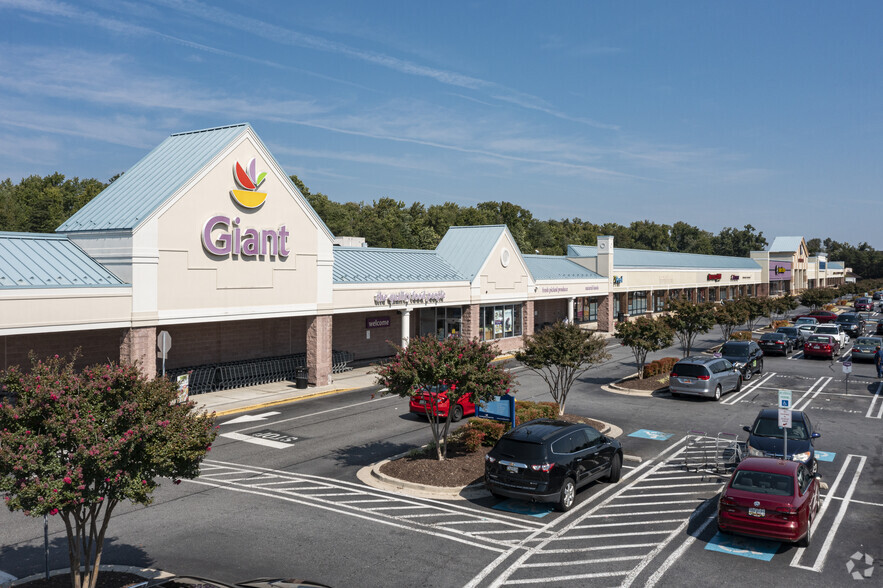 3297 Crain Hwy, Waldorf, MD for rent - Building Photo - Image 1 of 9