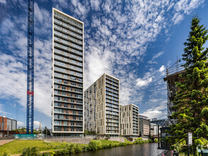 7-11 Stanley St, Salford for sale Primary Photo- Image 1 of 18