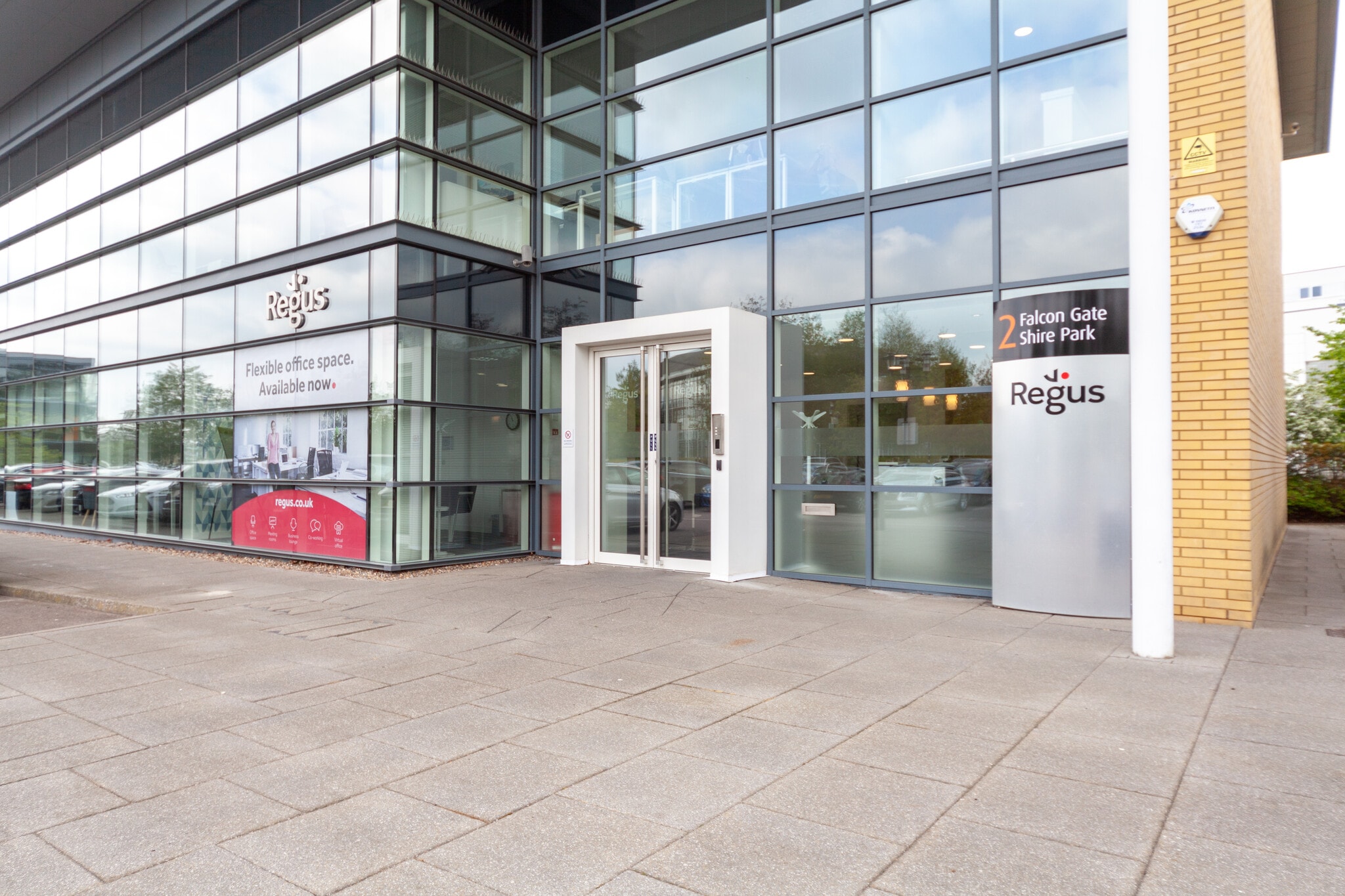 Falcon Way, Welwyn Garden City to rent Interior Photo- Image 1 of 11
