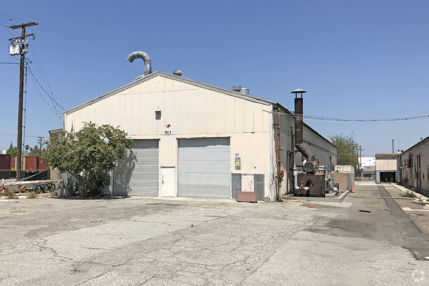 411 E Greenleaf Blvd, Compton, CA for sale - Primary Photo - Image 1 of 1