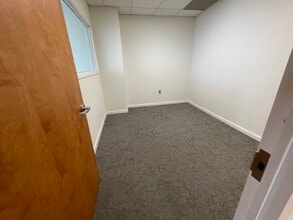 1110 Bonifant St, Silver Spring, MD to rent Interior Photo- Image 1 of 1