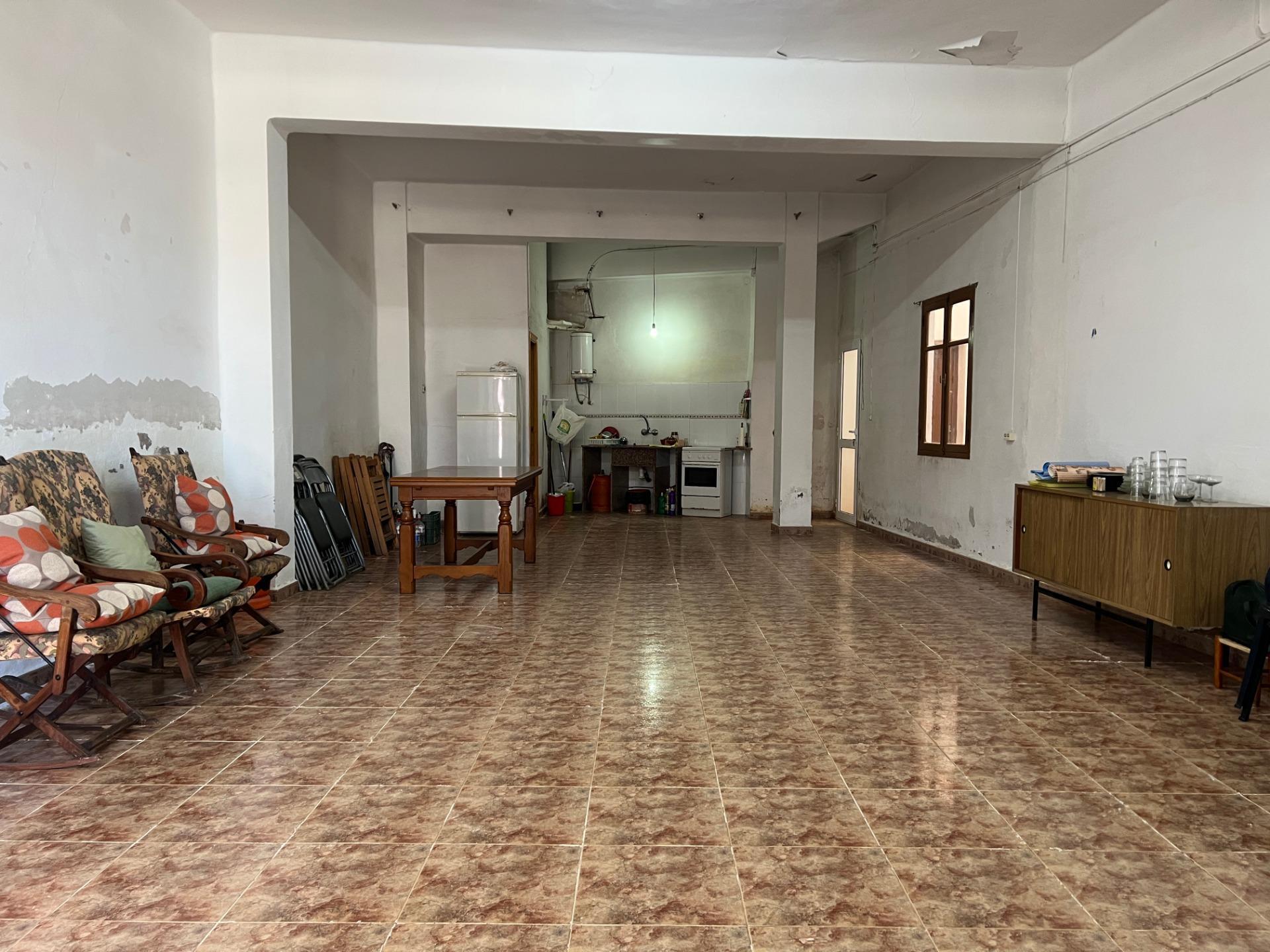 Salvador Castell, Algemesi, 27, Algemesí, Valencia to rent Building Photo- Image 1 of 8